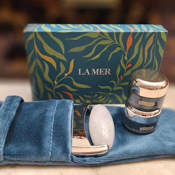 La Mer Other - La Mer Skincare Set with Jade Roller + 2 Samples of their NEW eye Cream